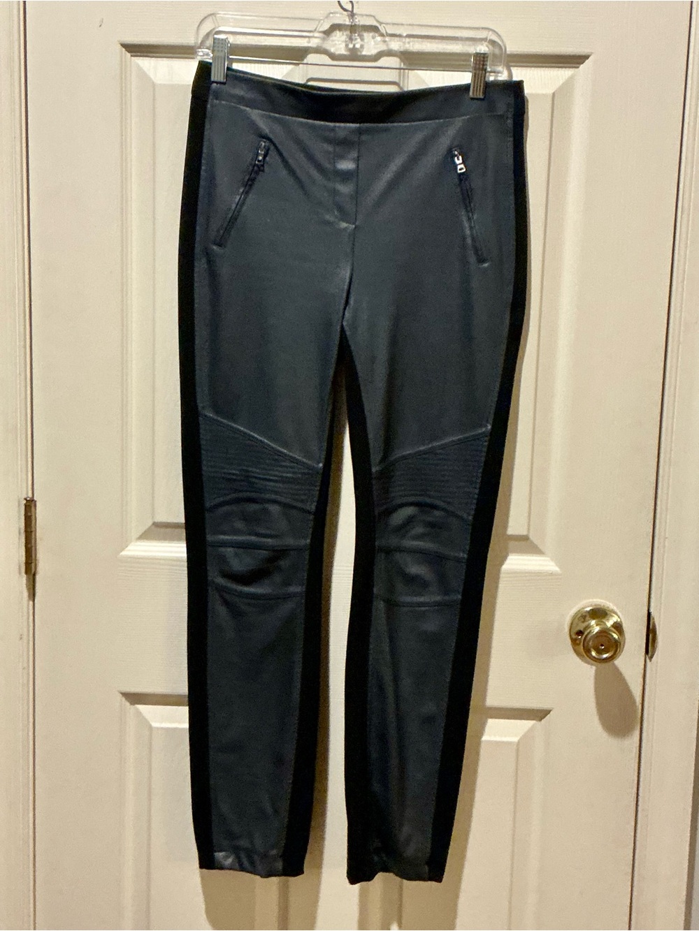 BCBGMaxAzria Black/Navy Combo Kalin Motorcycle Faux-Leather Skinny Legging Med - Picture 5 of 12